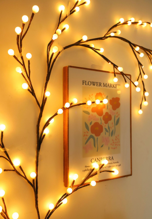 Lumina decorativa pentru perete- Diverse modele