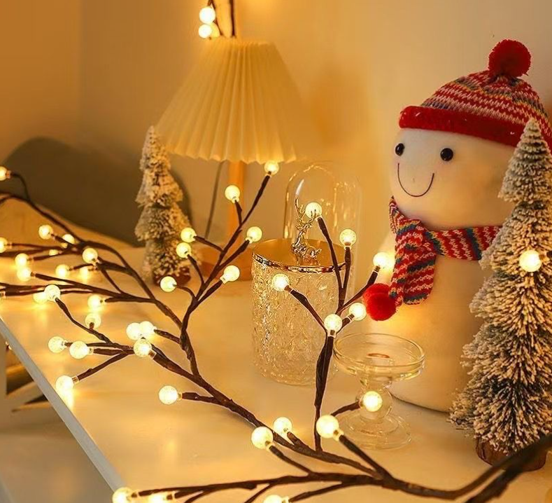 Lumina decorativa pentru perete- Diverse modele