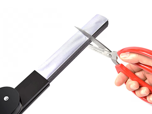 Parasolar auto retractabil
